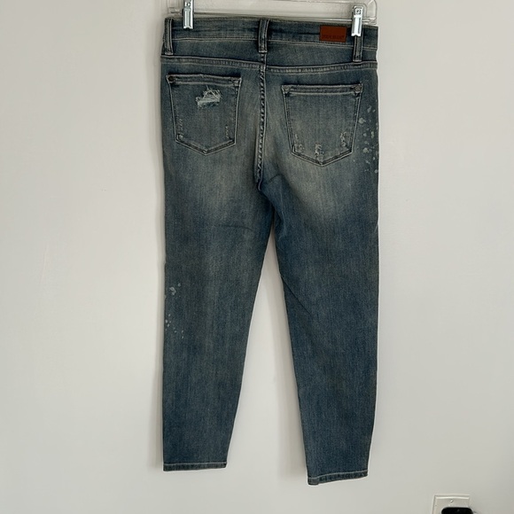 Judy Blue Relaxed Fit Distressed Jeans - Picture 3 of 8